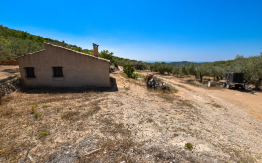 Finca ubicada en sitio tranquilo (235)