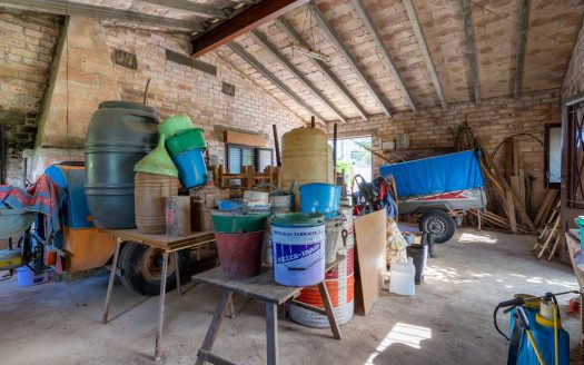 Finca amb arbres fruiters prop de Roquetes (553)