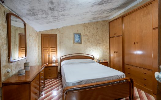 Big town house in Els Reguers (579)