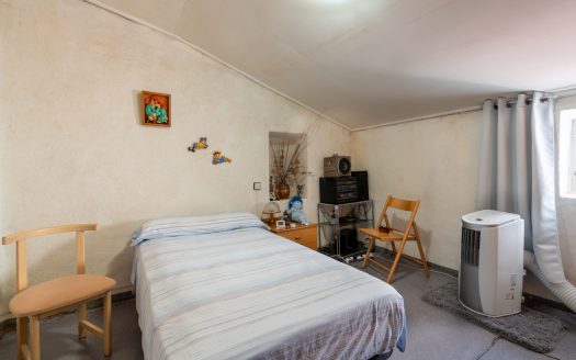 Big town house in Els Reguers (579)