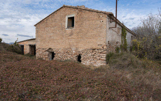 Farmhouse to restore near Tortosa (653)