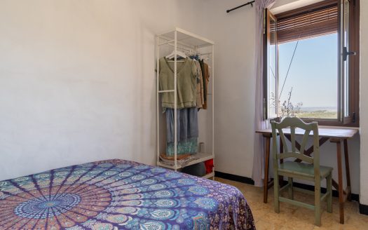 Townhouse ready to live in Horta de Sant Joan (928)