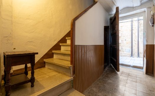 Townhouse ready to live in Horta de Sant Joan (928)