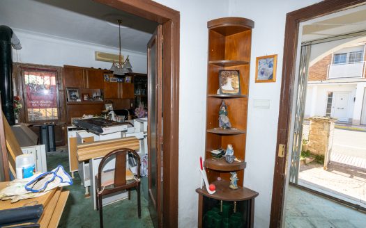 A one-storey townhouse (994)