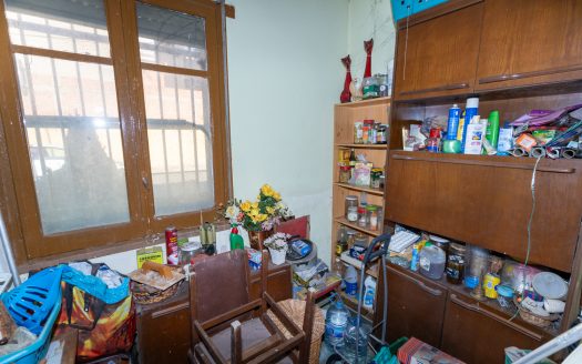 A one-storey townhouse (994)