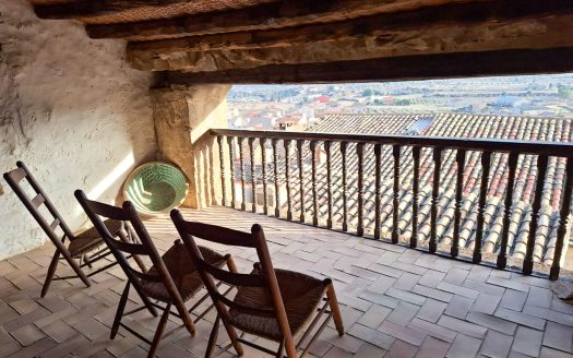 Majestic townhouse for sale in Calaceite (10)