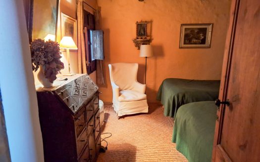Majestic townhouse for sale in Calaceite (10)