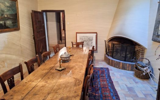 Majestic townhouse for sale in Calaceite (10)
