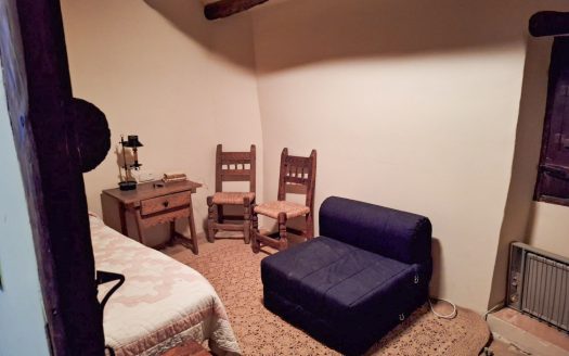 Majestic townhouse for sale in Calaceite (10)