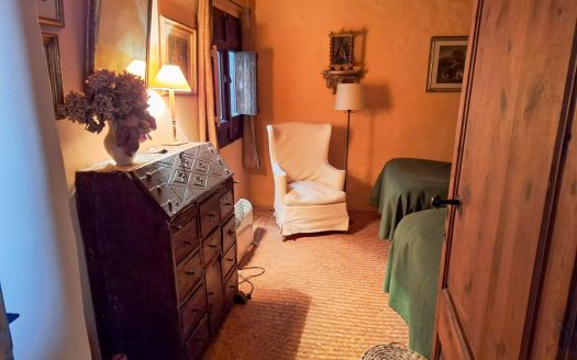 Majestic townhouse for sale in Calaceite (10)