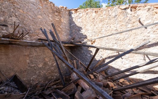 Many constructions (25)