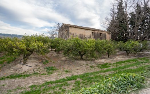 Semi-detached stone farmhouse (163)