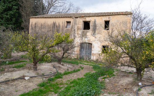 Semi-detached stone farmhouse (163)