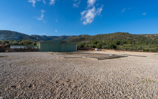 Heliport, hangar and a house (183)