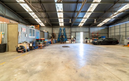 Heliport, hangar and a house (183)