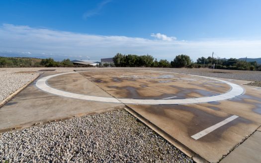 Heliport, hangar and a house (183)