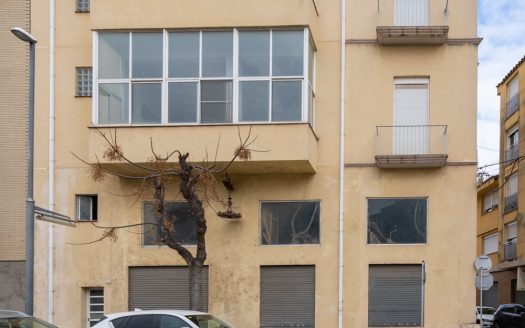 A block of flats (188)