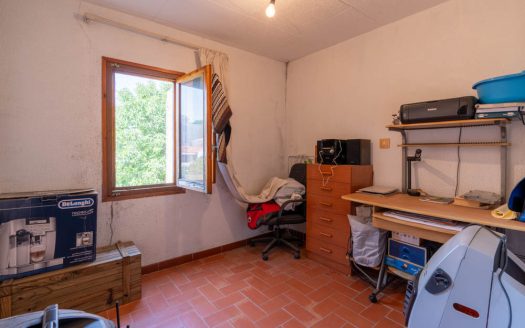 Large farmhouse near Tortosa (239)
