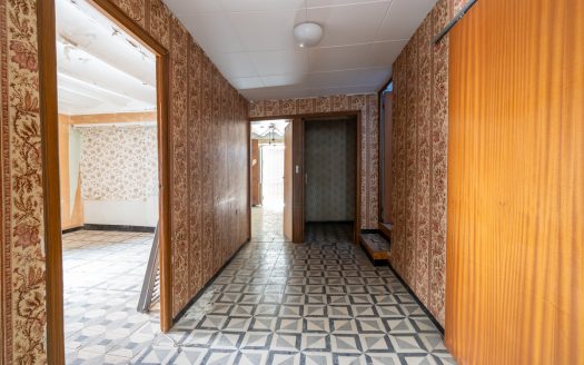 Complete renovation needed (286)