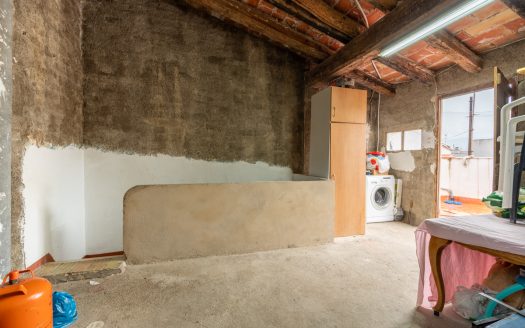 House with great potential (291)