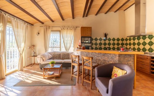 Spacious olive estate with two large homes (302)