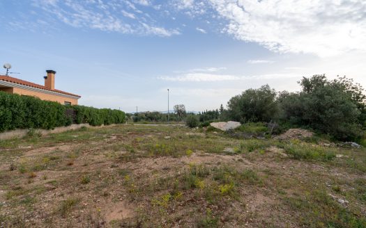 Finca urbana en una urbanització (346)