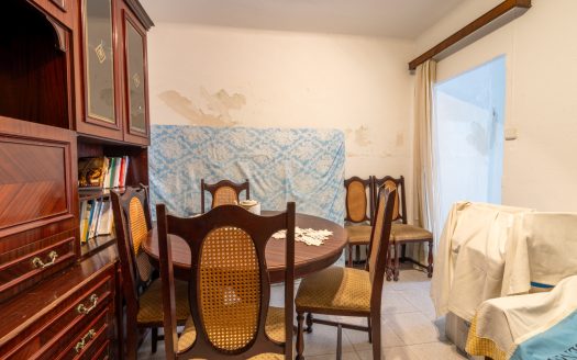 Casa de poble per a reformar a La Senia (354)