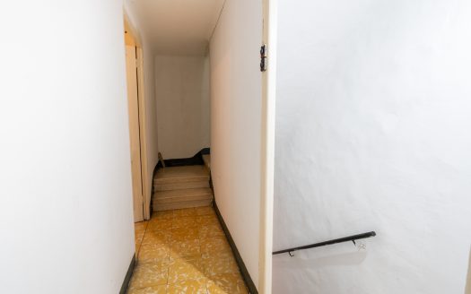 Casa de poble per a reformar a La Senia (354)
