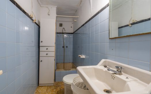 Casa de poble per a reformar a La Senia (354)