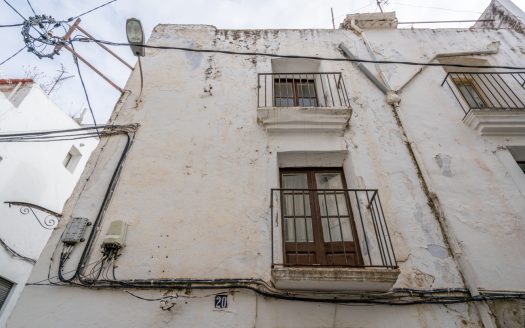 Casa de poble per a reformar a La Senia (354)