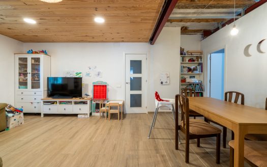 Large semi-detached farmhouse near Tortosa (378)