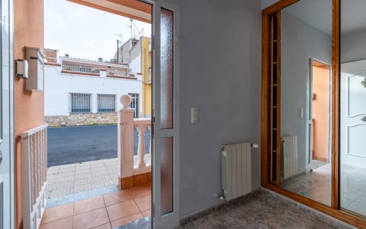 A spacious townhouse (382)