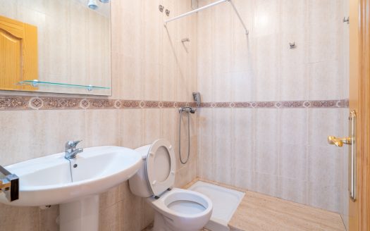 A spacious townhouse (382)