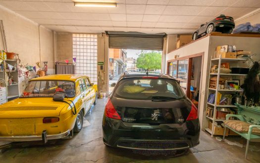Spacious Warehouse in the Centre of Tortosa (386)