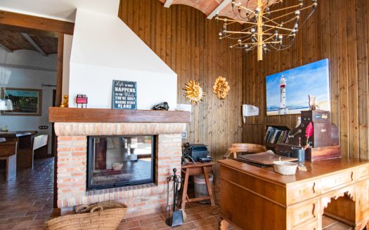 Farmhouse with Tourist Licence in the Ebro Delta (380)